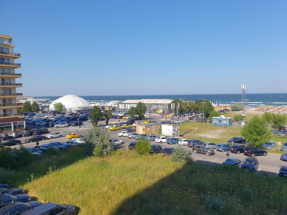 Fratellyvibe Mamaia Apartment Екстериор снимка