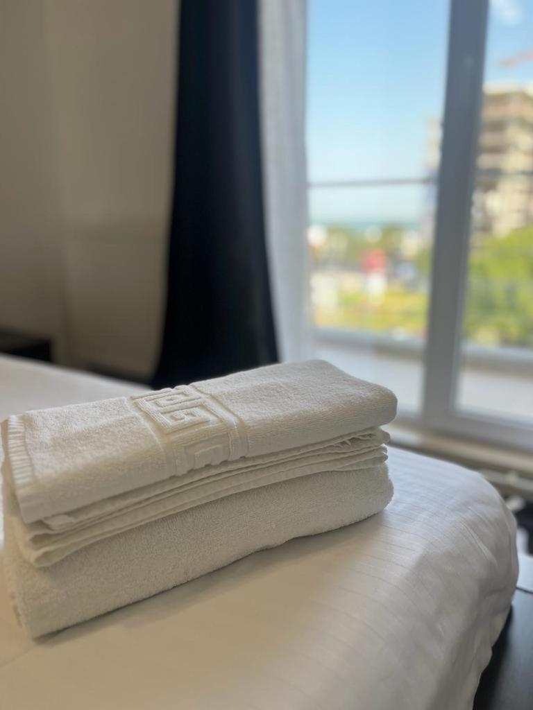 Fratellyvibe Mamaia Apartment Екстериор снимка