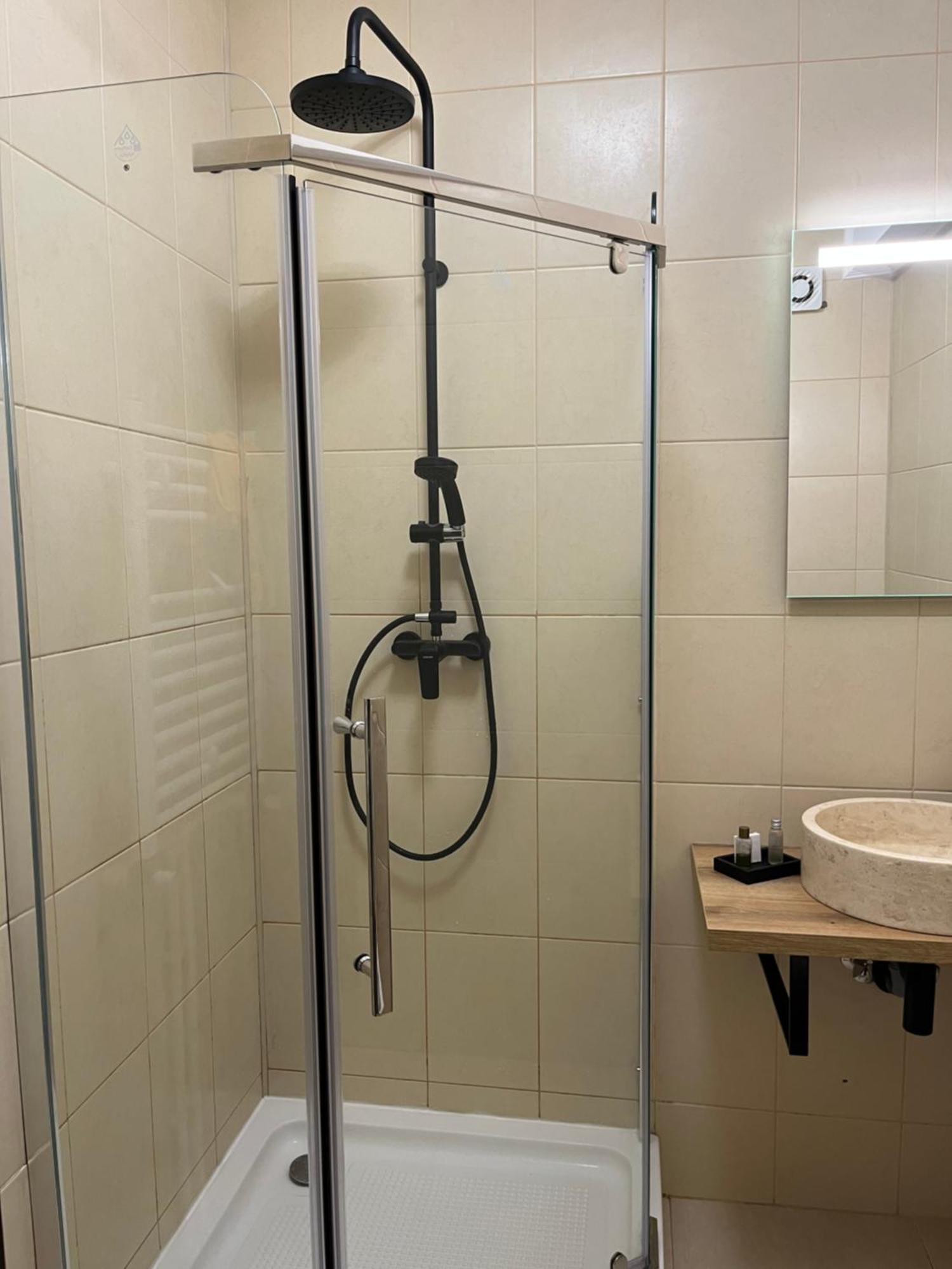 Fratellyvibe Mamaia Apartment Екстериор снимка