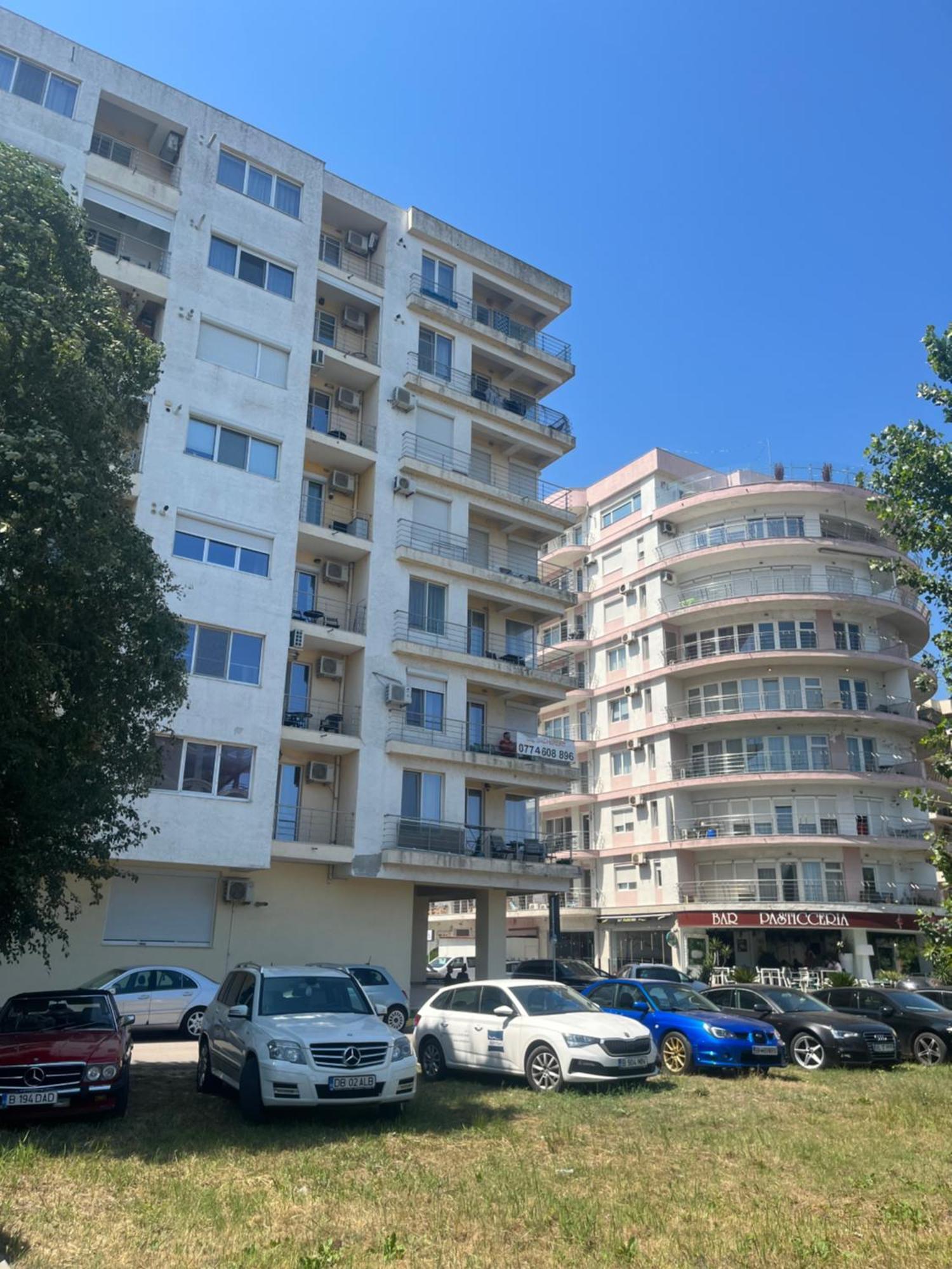 Fratellyvibe Mamaia Apartment Екстериор снимка