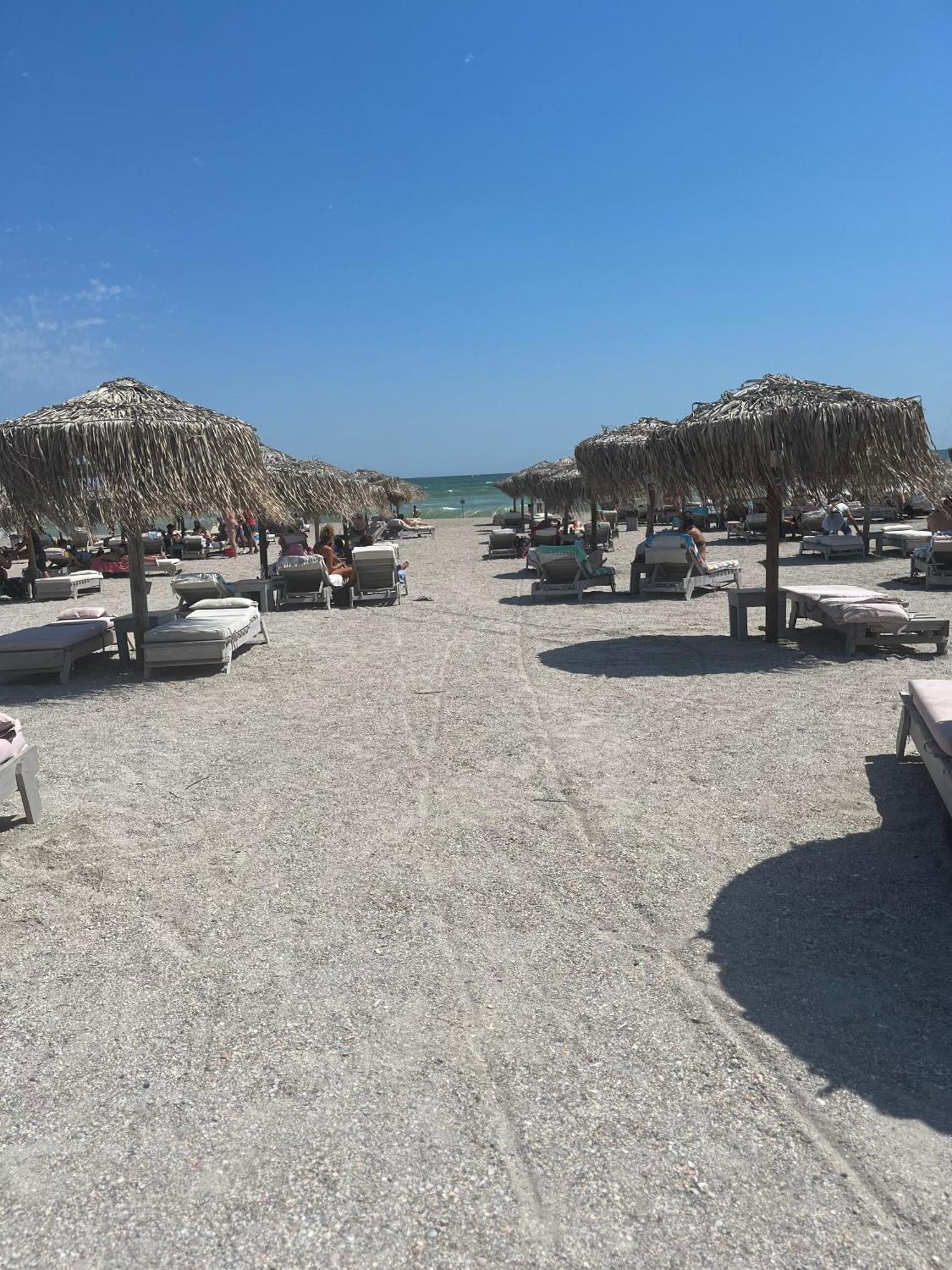Fratellyvibe Mamaia Apartment Екстериор снимка